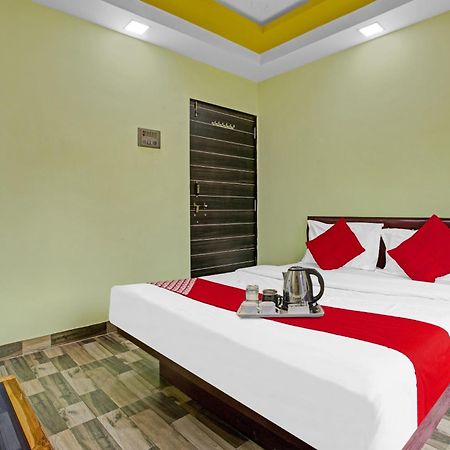 Hotel O Om Sai Residency Lodging And Boarding Taloje Budrukh Exterior foto